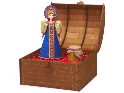 Подарочный набор: кукла фарфоровая, крем-мёд с лаймом и имбирем