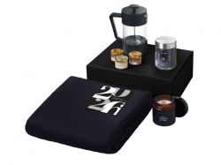 Подарочный набор c пледом, френчпрессом, чаем и медом, черный