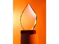 Стела Glory Daze