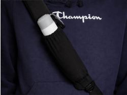 Сумка-слинг «Nomad» на одно плечо из водостойкого переработанного пластика, черный