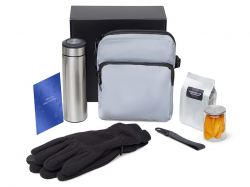 Подарочный набор «Re:m. Step»  с термосом, перчатками и сумкой