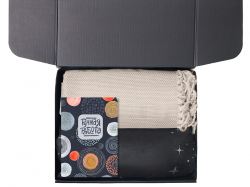 Подарочный набор «Re:y. Haven»  с пледом, кружкой и чаем