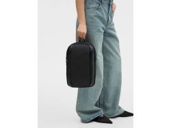 Рюкзак на одно плечо Gravon, черный