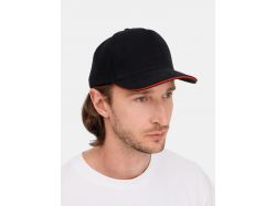 Бейсболка Classic 2.0, черная с красным кантом