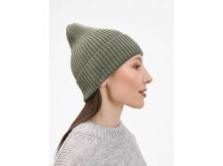 Шапка Catch Match без помпона, зеленая (полынь)