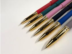 Ручка пластиковая шариковая "Parliament", 0,7 мм, синие чернила, красный/золотистый